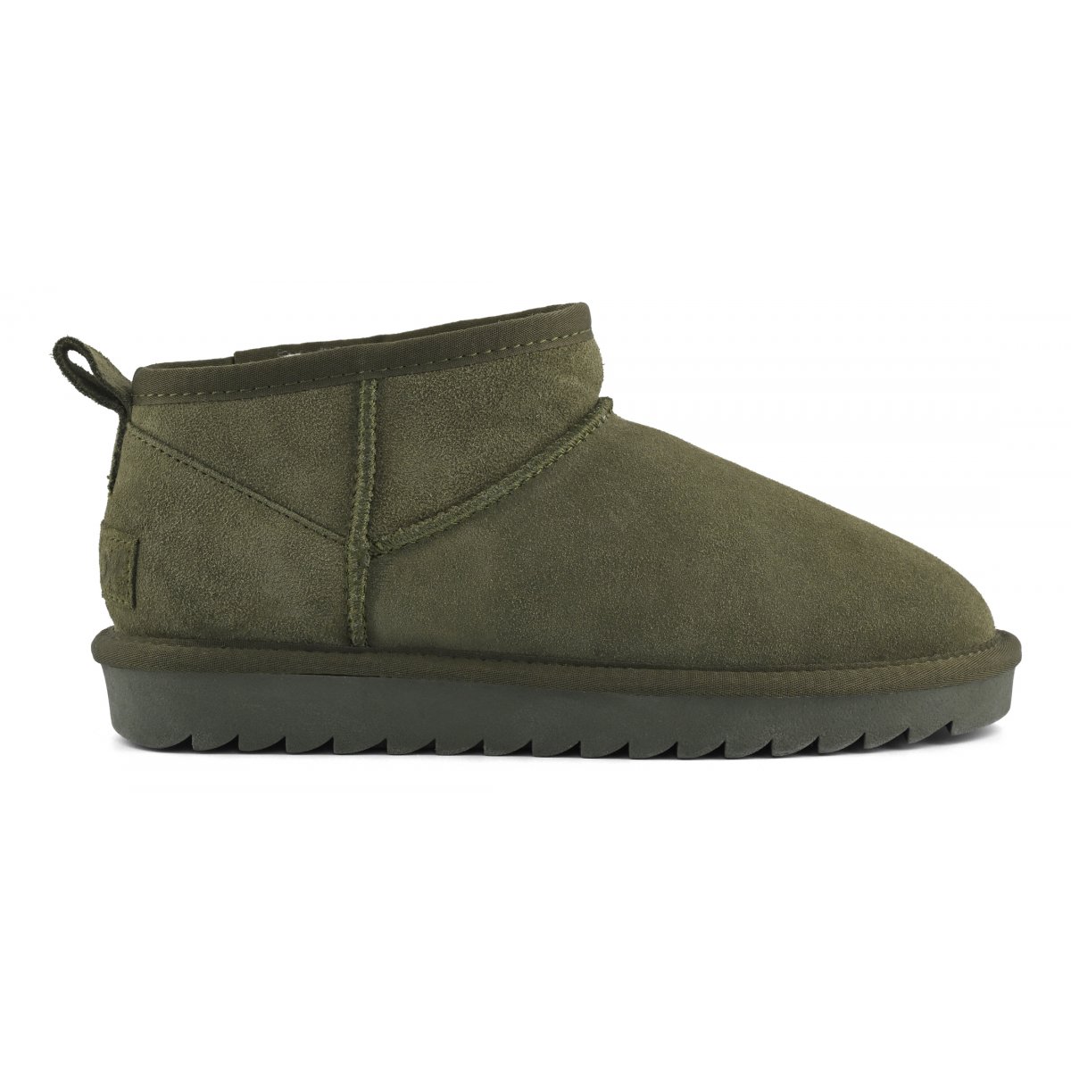 Bottines basses en cuir suédé
