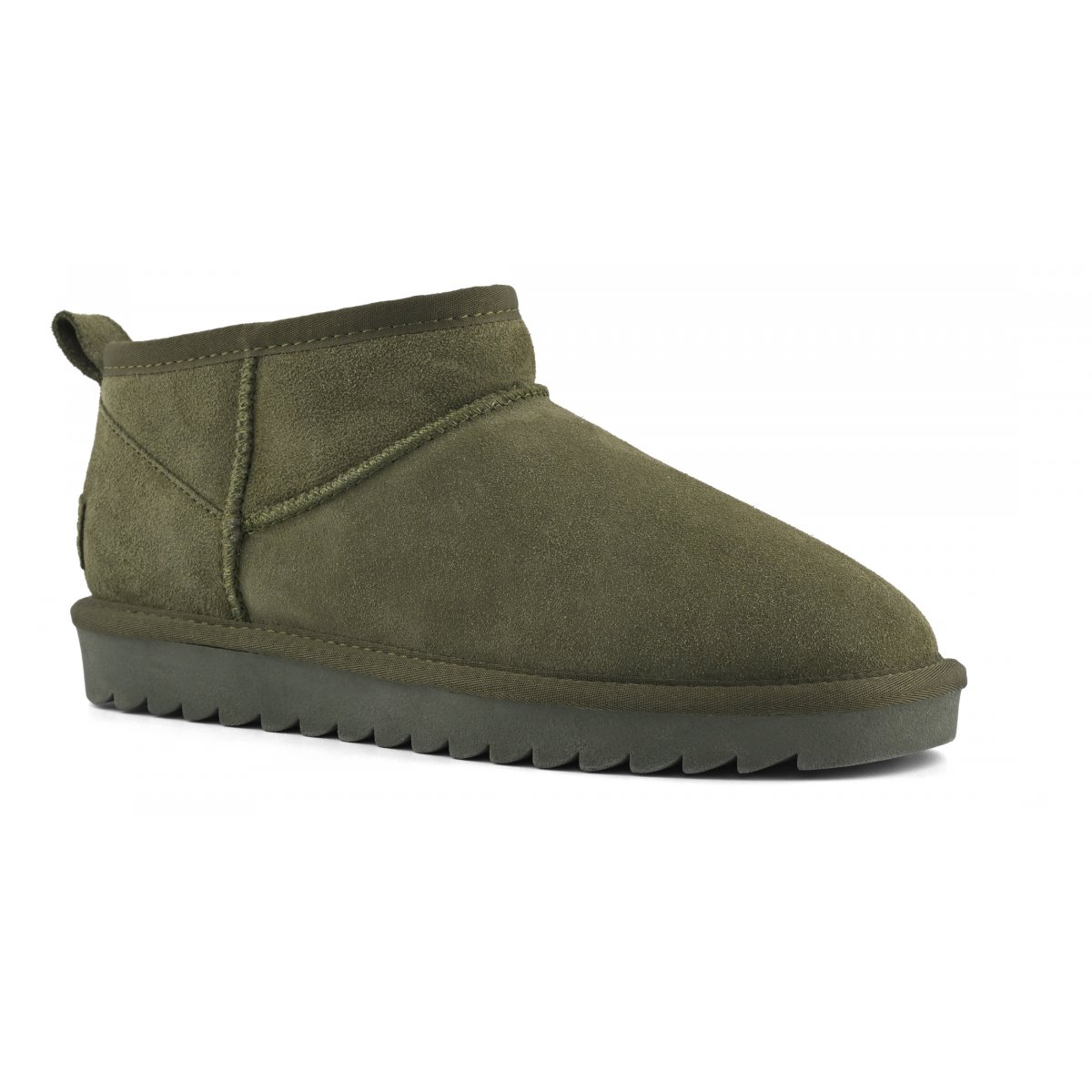 Bottines basses en cuir suédé