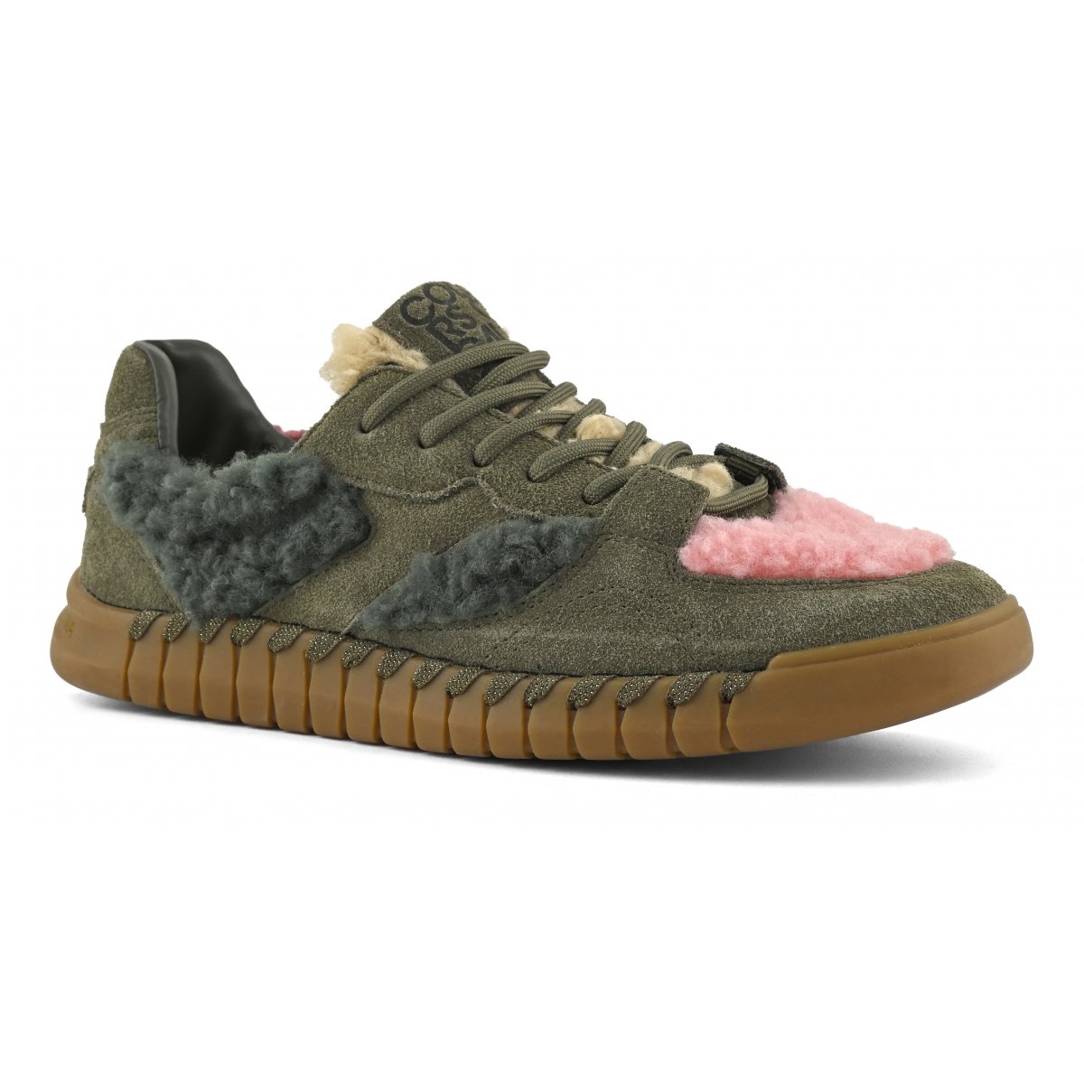 Baskets en daim et fourrure teddy