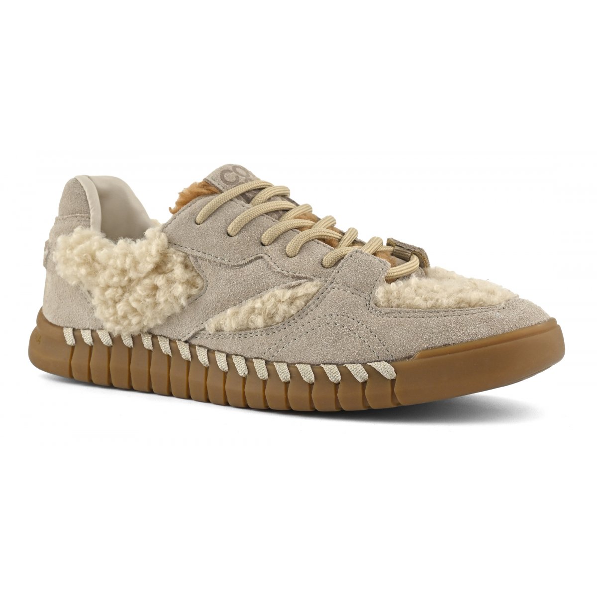 Baskets en daim et fourrure teddy