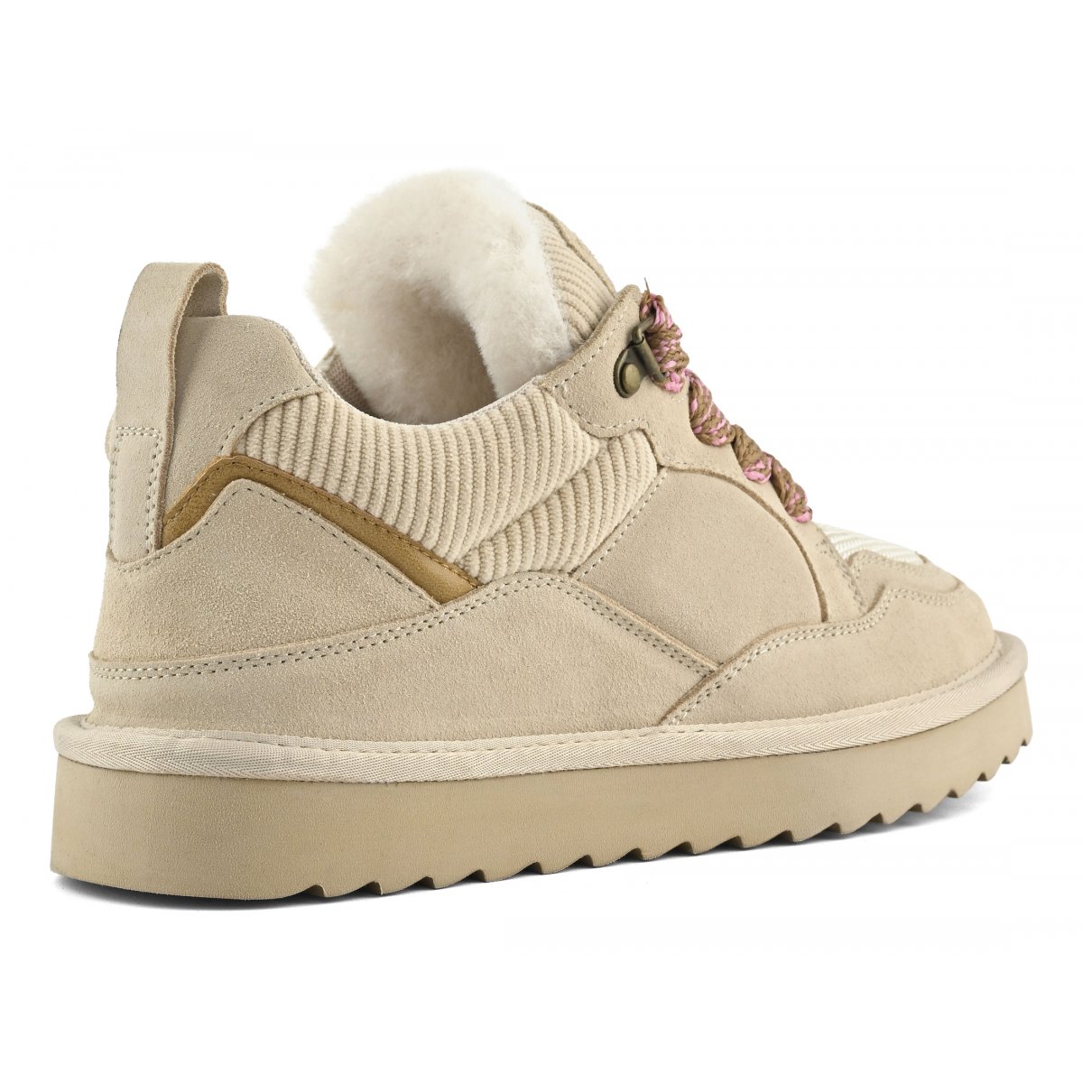 Baskets en daim avec maxi lacets