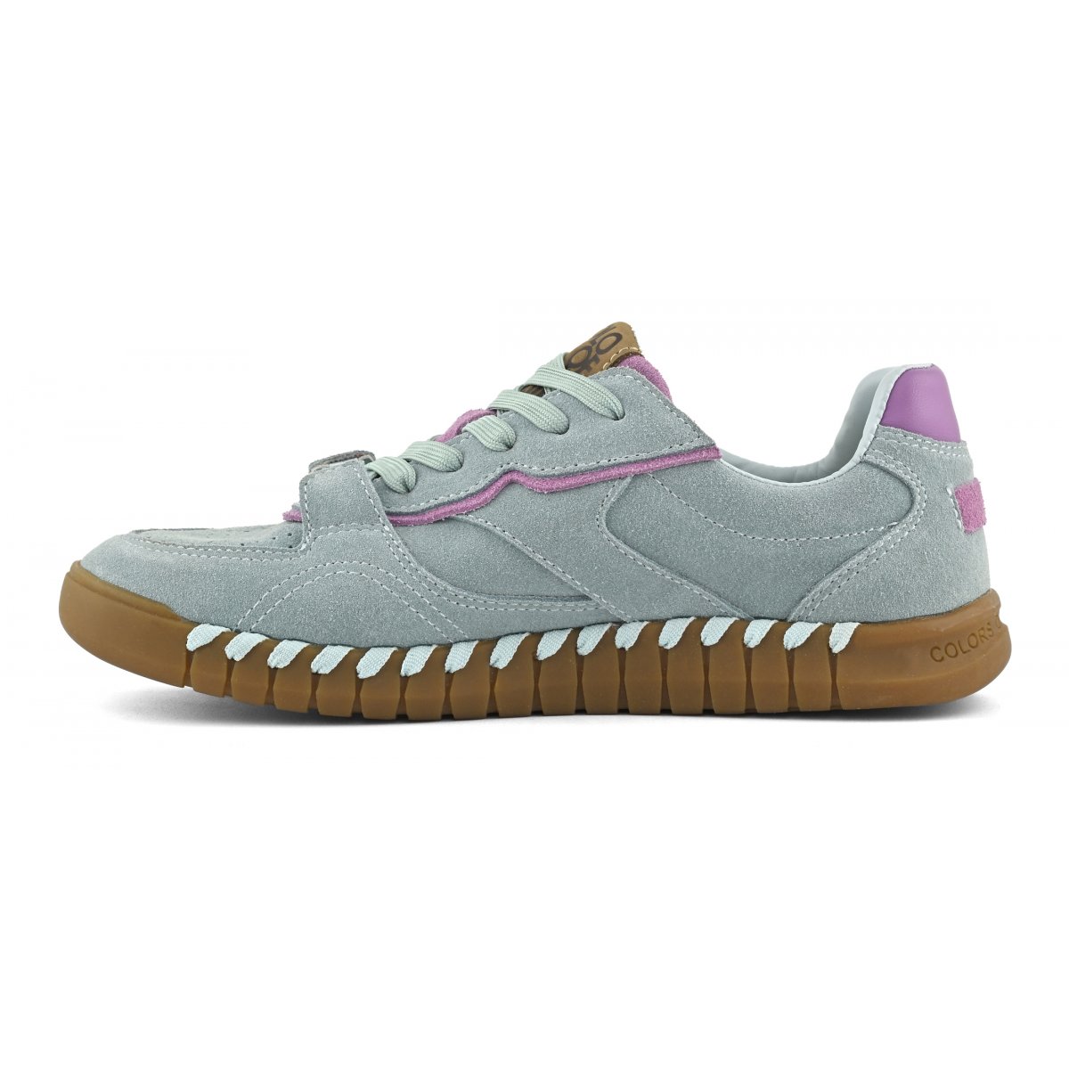 Baskets en daim