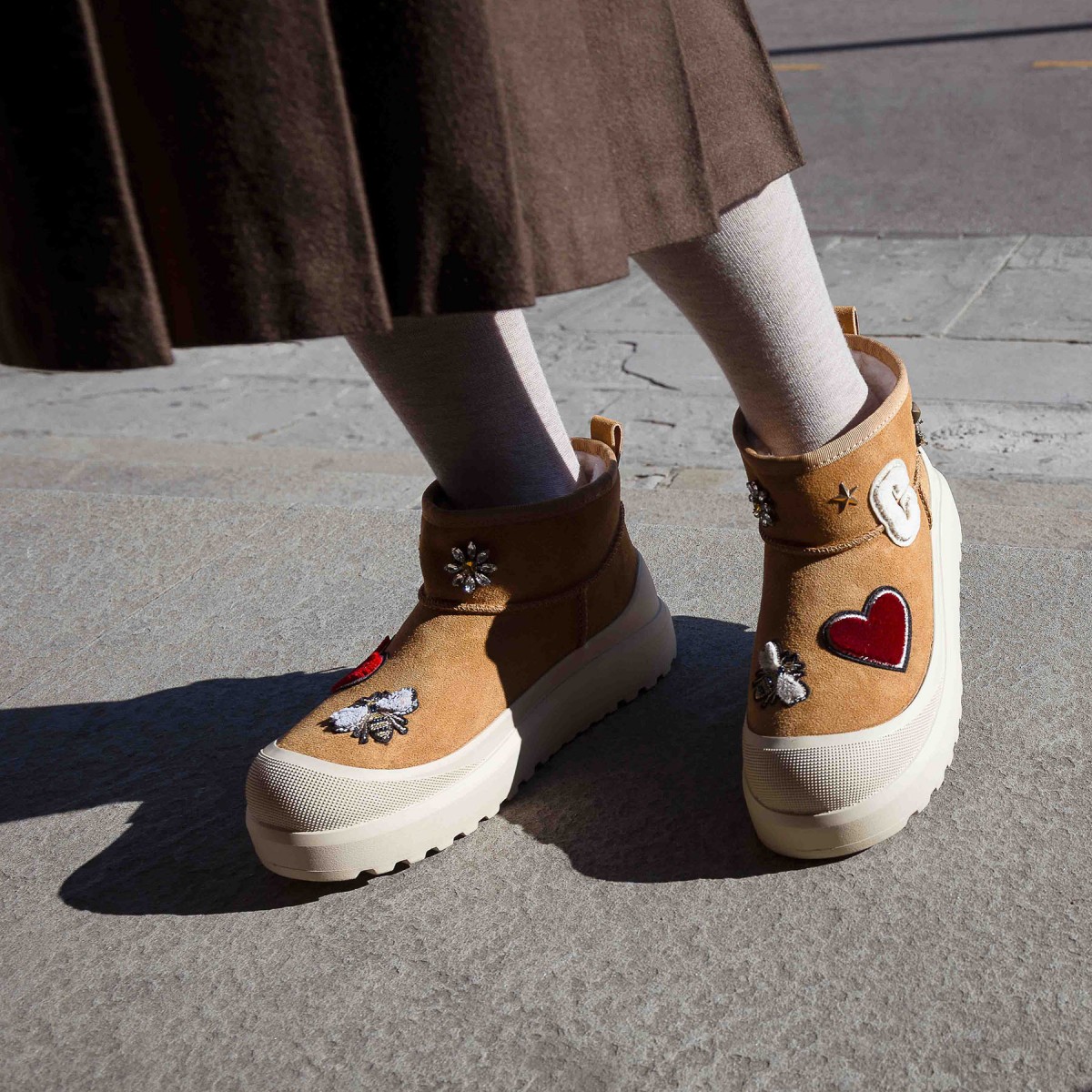 Eggy suede and patches