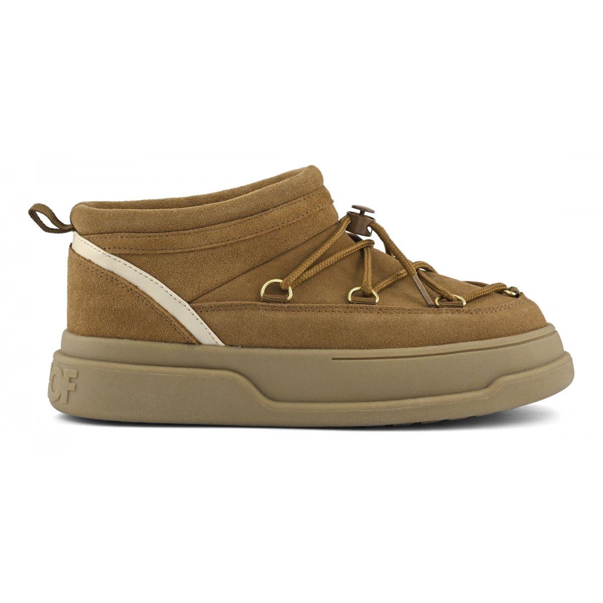Baskets en daim de vachette aspect montagne