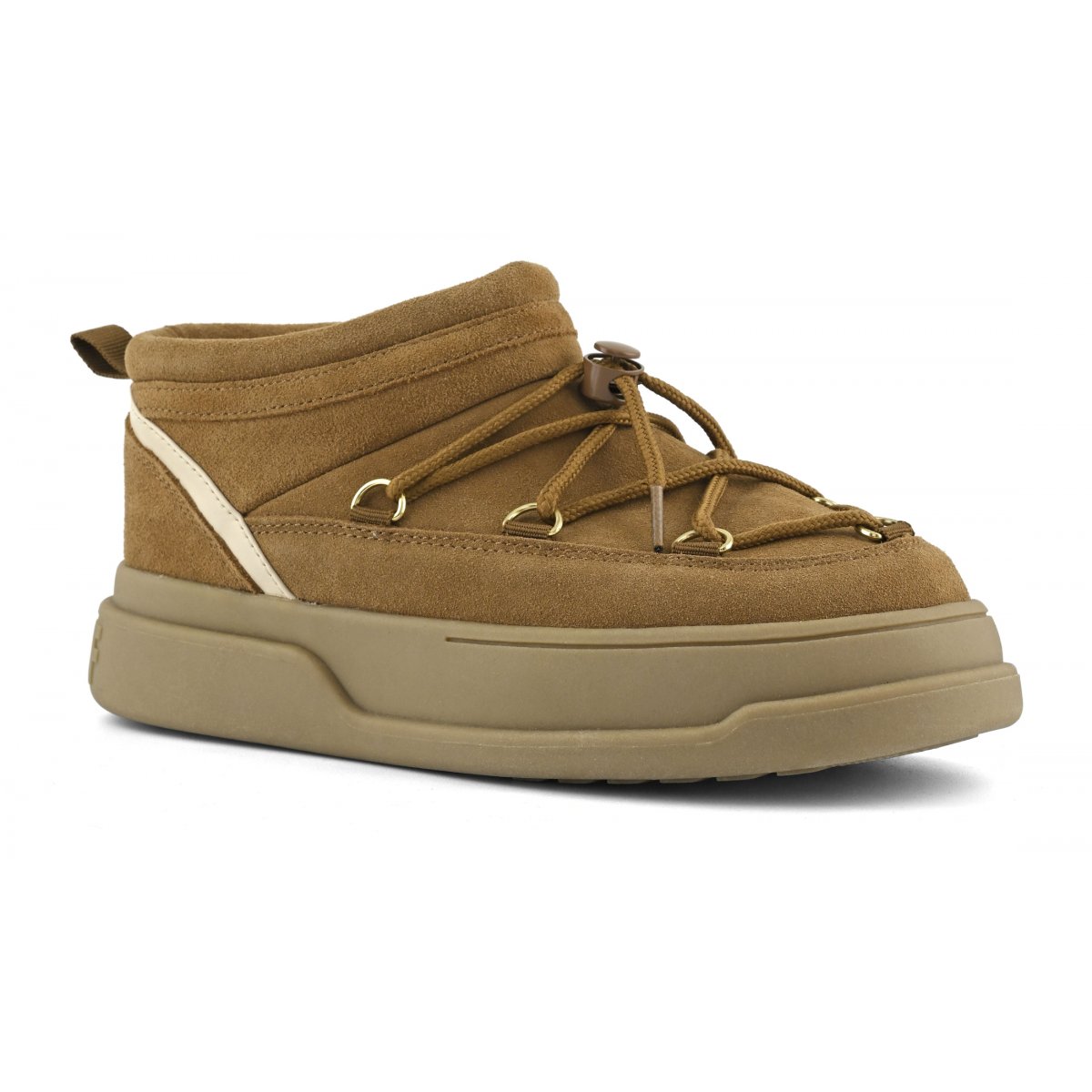 Baskets en daim de vachette aspect montagne