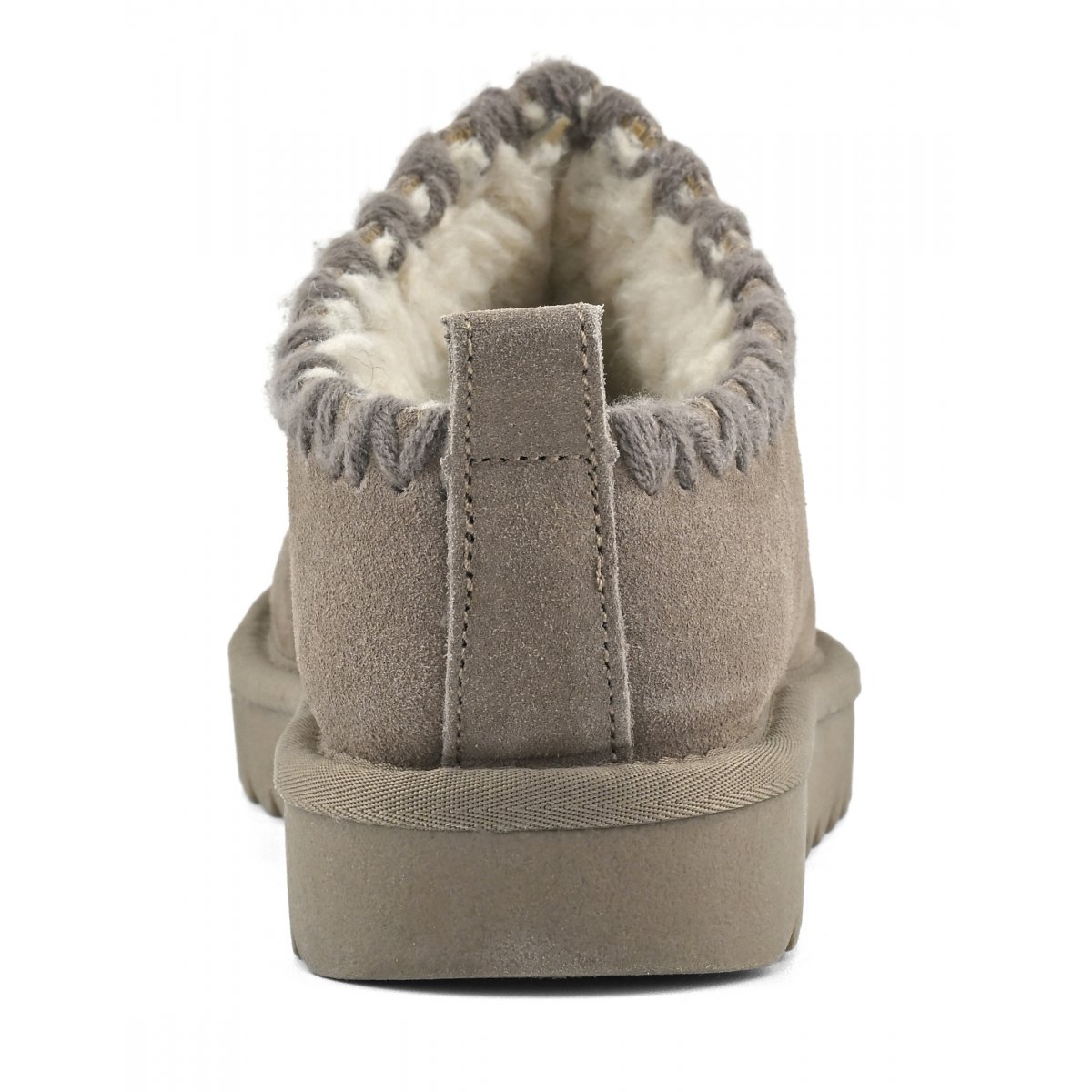 Sabot avec coutures unicolores