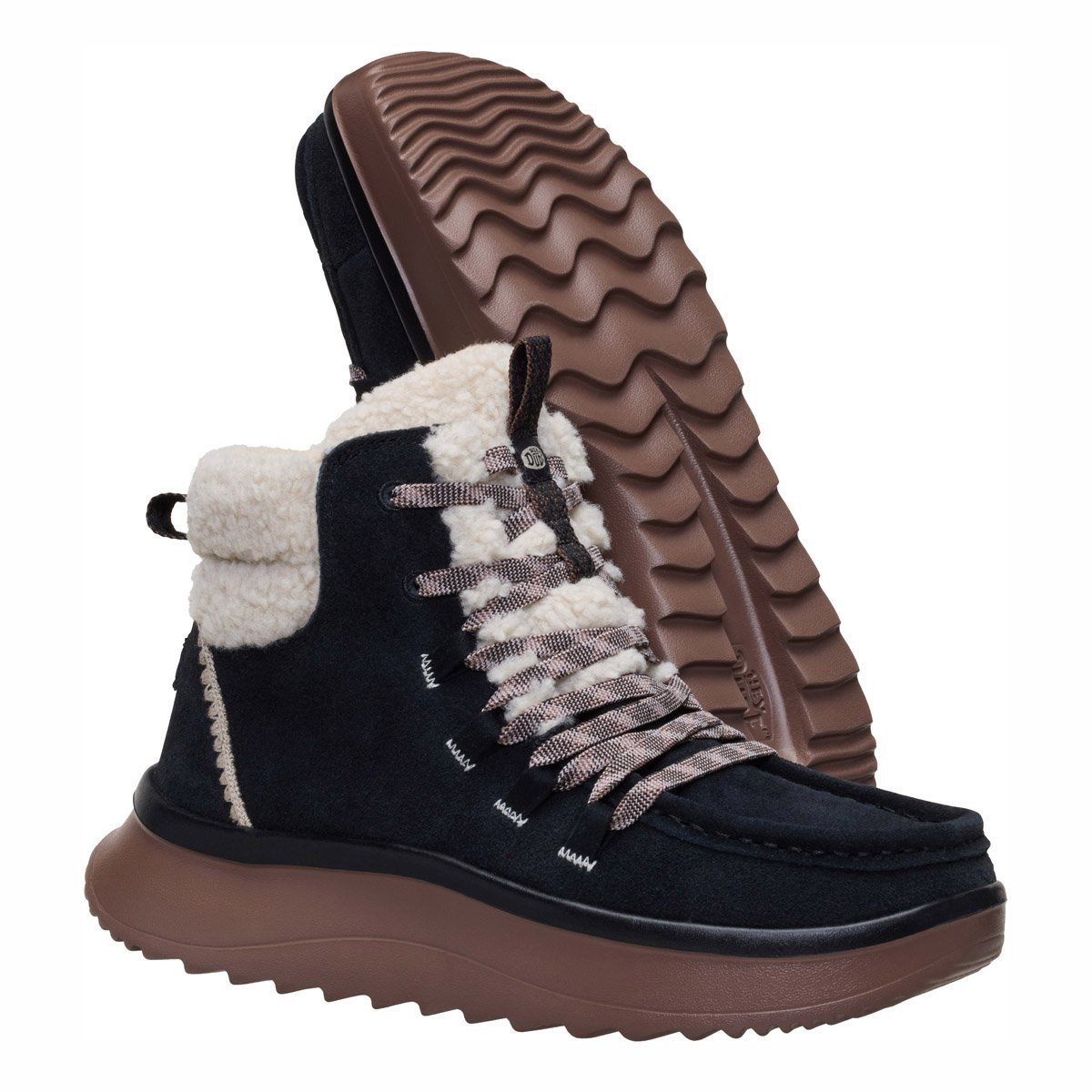 Wendy Peak Apres Suede CozStit
