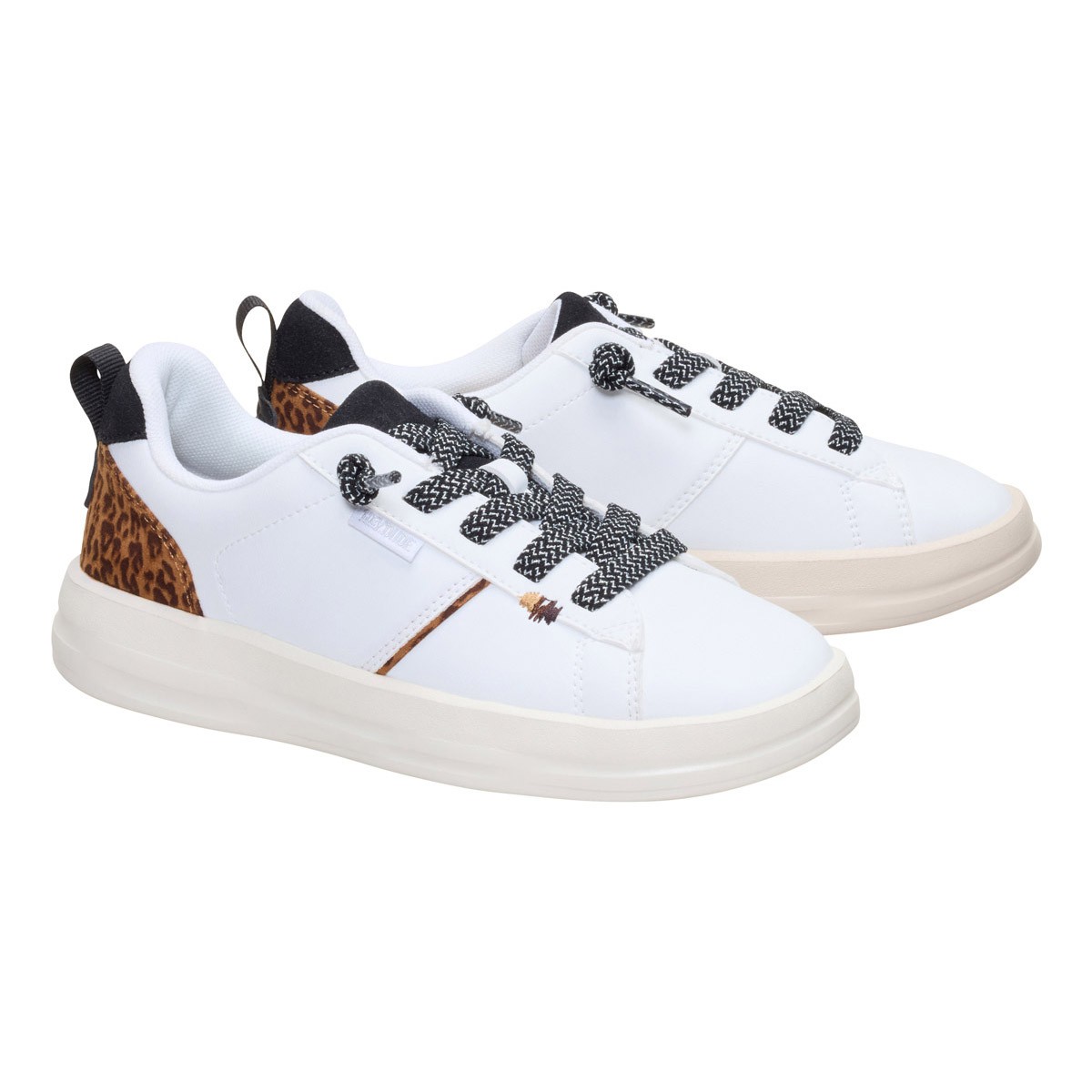 Karina duo y on point