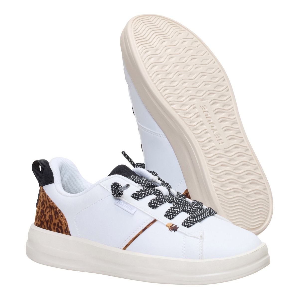 Karina duo y on point