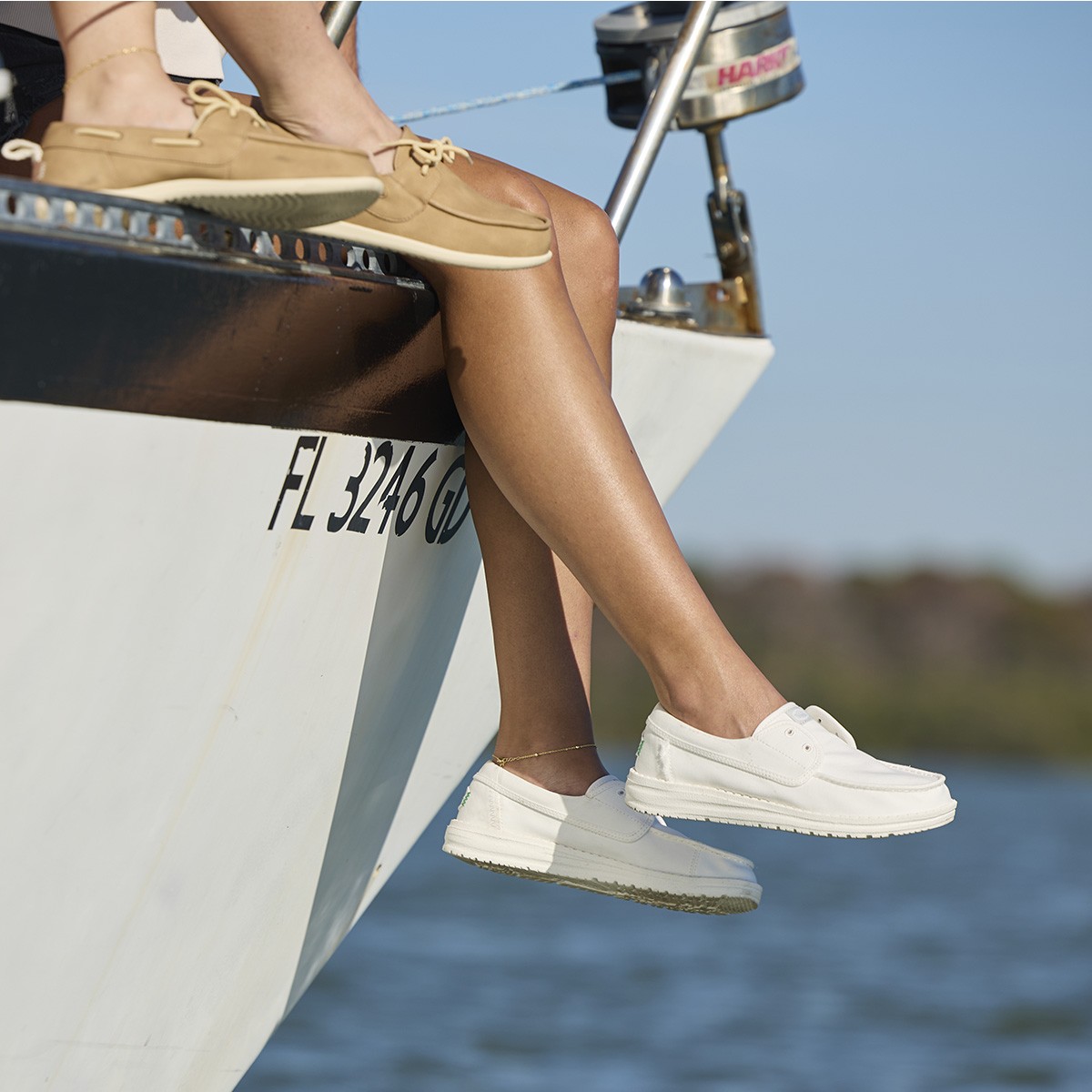 Wendy cru stretch canvas