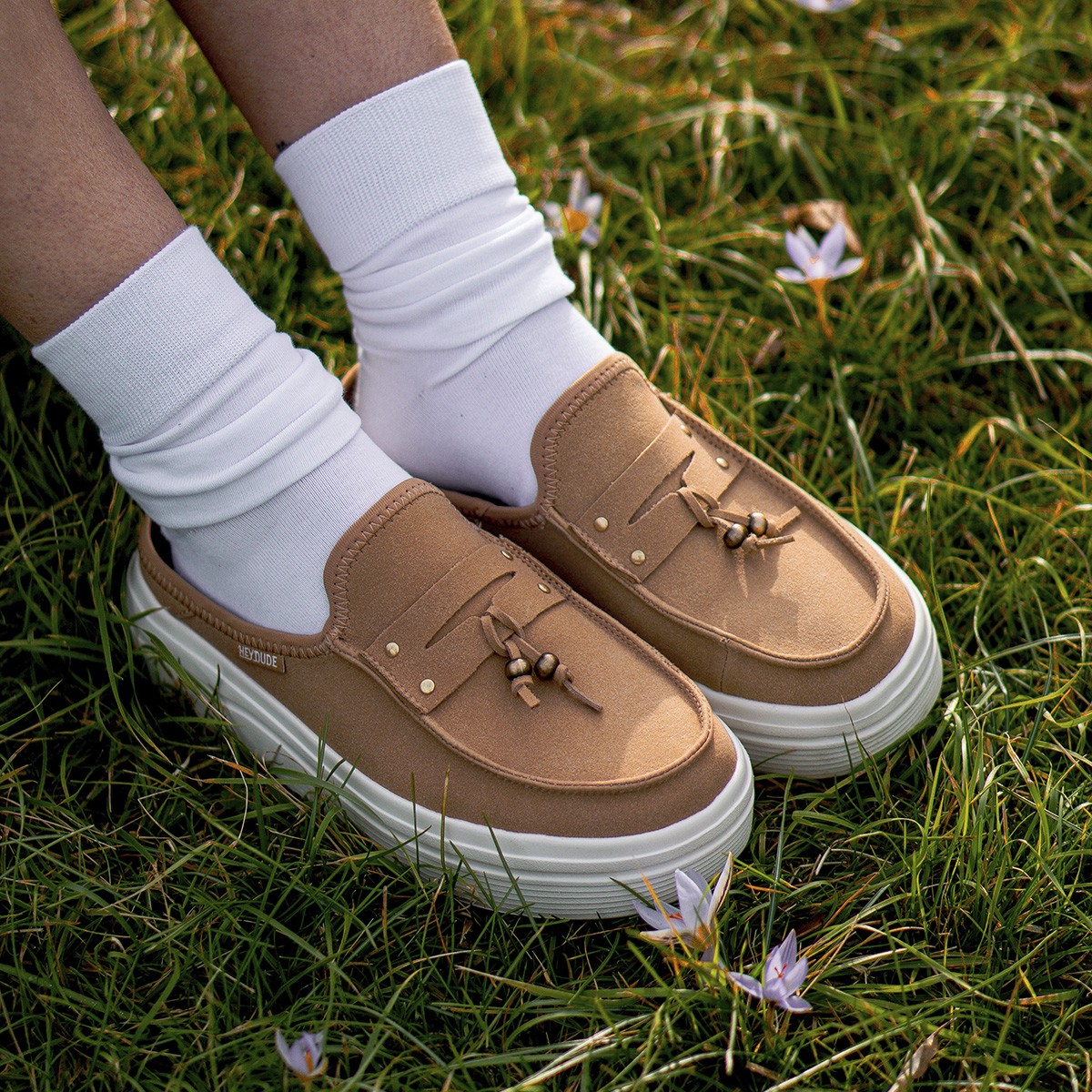 Austin lift penny tassel