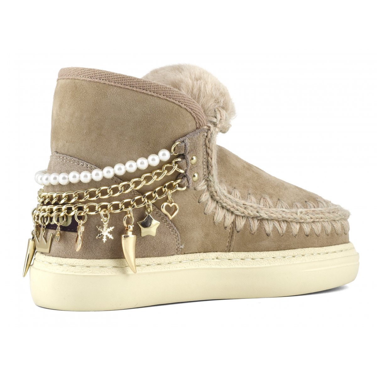 Eskimo sneaker bold chains & charms CAM img 3