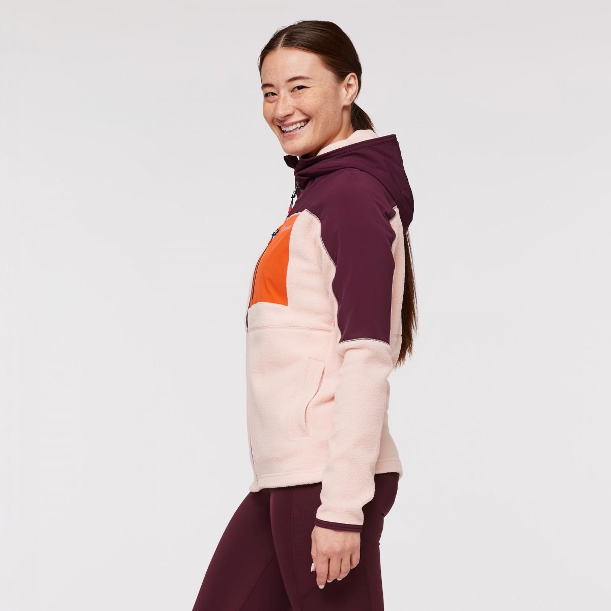 Abrazo Hooded Full-Zip Fleece Jacket Woman