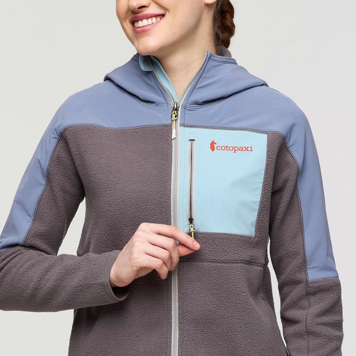 Abrazo Hooded Full-Zip Fleece Jacket Woman