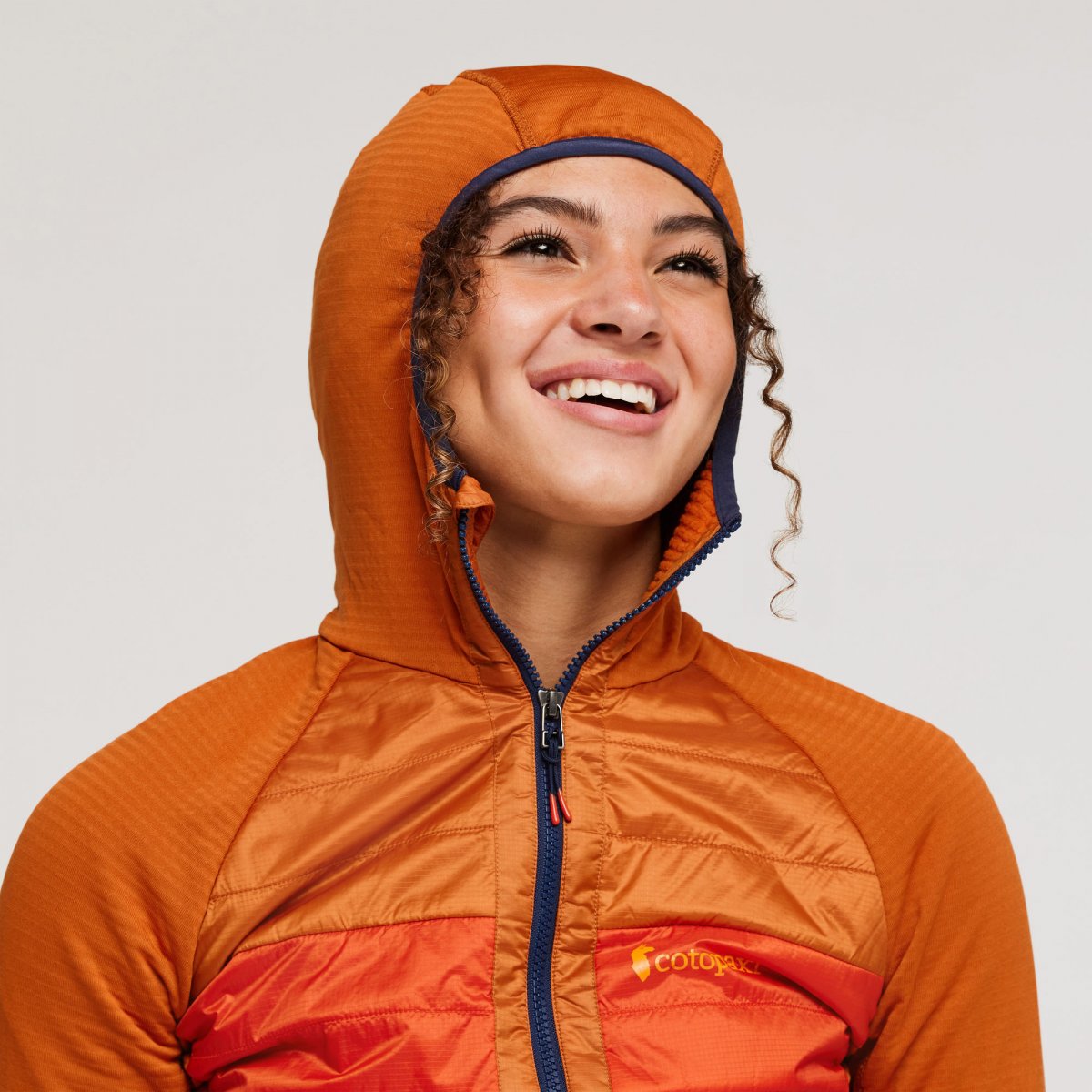 Capa Hybrid Insulated Hooded Jacket Woman