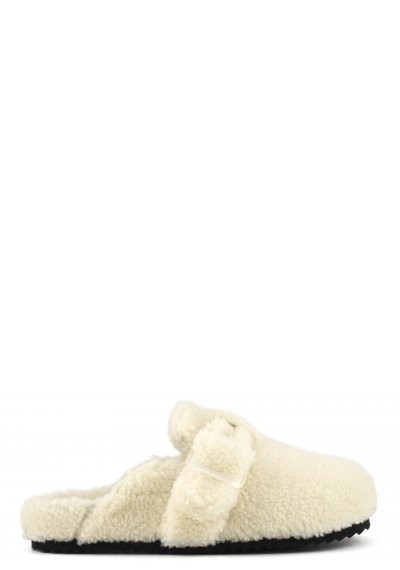 Furry sabot with buckle