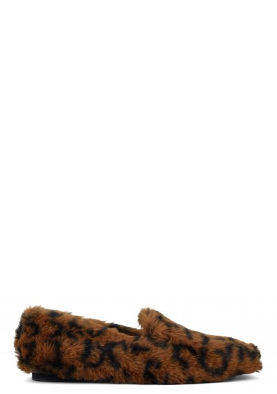 Furry flat shoe with square toe