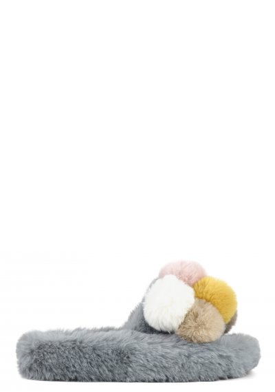 Furry slipper with pom pom