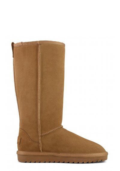 High winter boot in suede