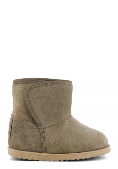 Boot in suede