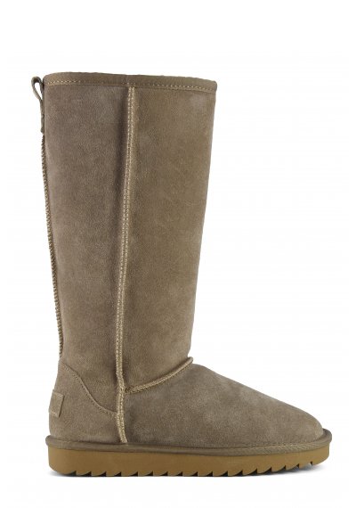 High winter boot in suede