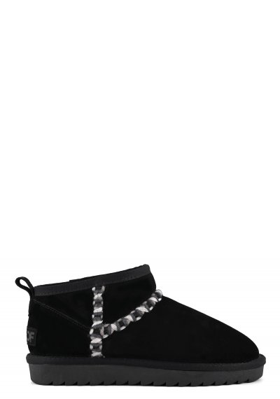 Short winter boot multi stitching