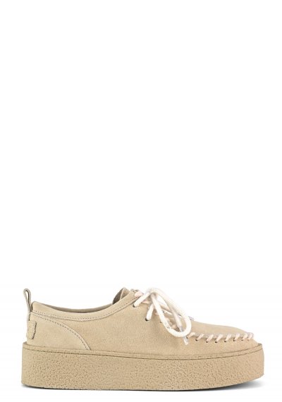 Monocolor soft shoe in suede