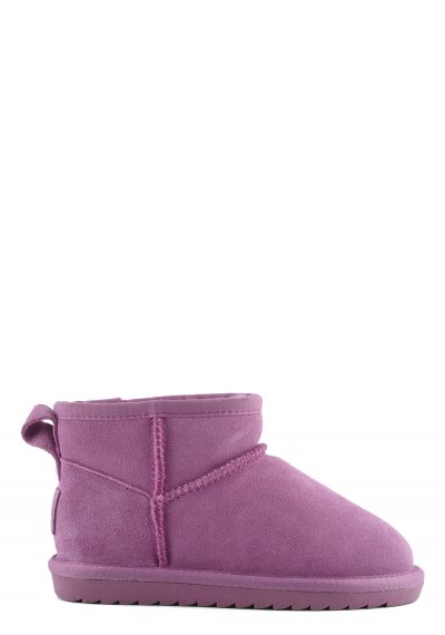 Short winter boot in suede