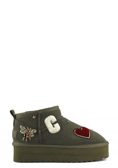 Platform winter boot in corduroy velvet with patches