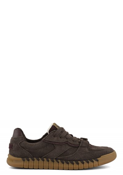 Cow suede sneaker