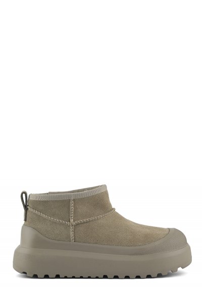Cow suede winter boot with maxi sneaker outsole