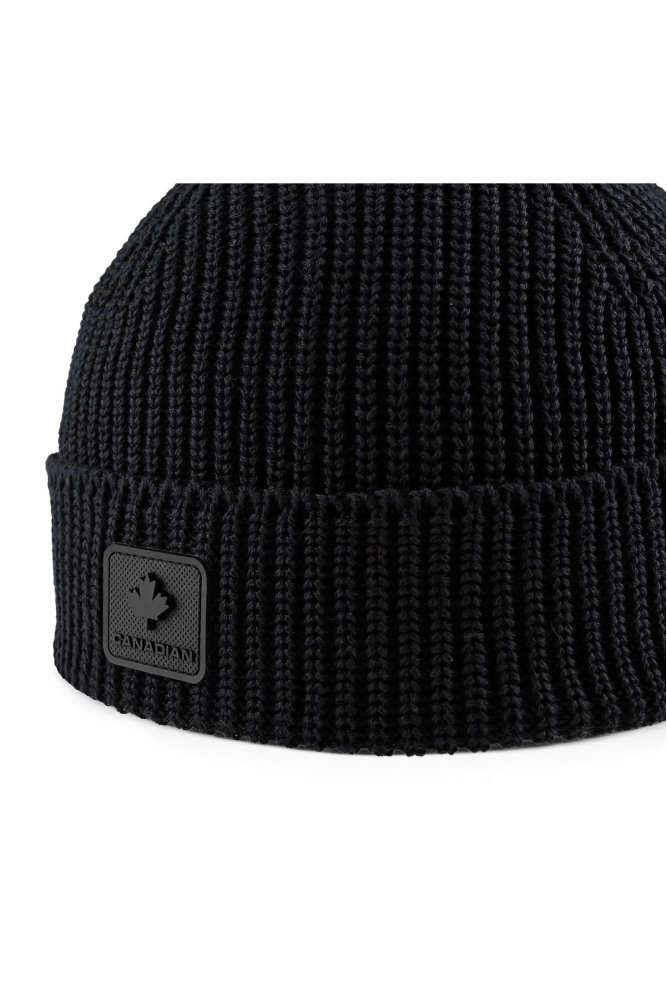 Ribbed short beanie