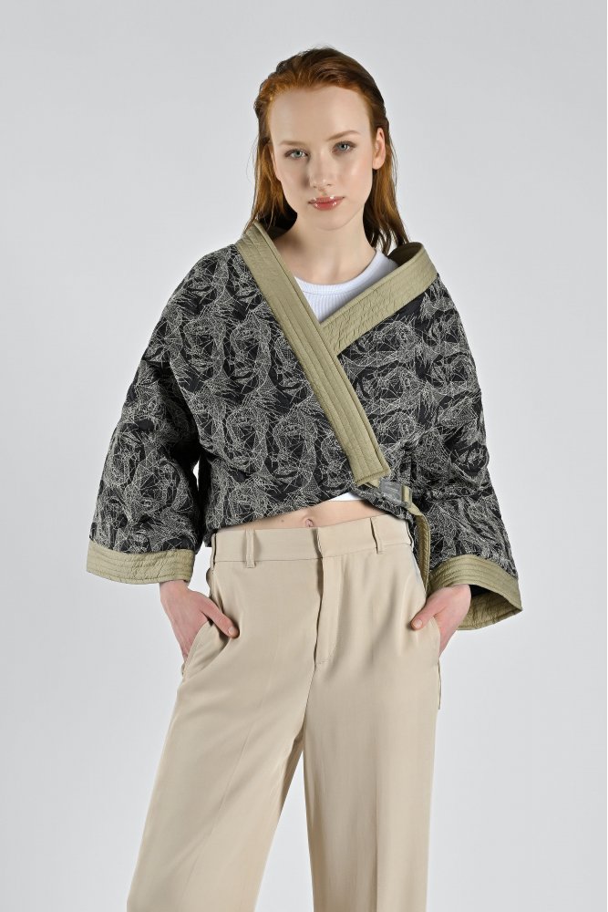 Zoe Long Sleeves Kimono